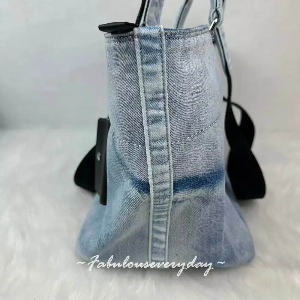 Coach Men's Small Tour Tote Bag In Loved Denim With Charms Sv/Light Indigo CDY49 - Picture 3 of 10